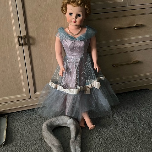 Vintage 1950's Doll - VGUC - Picture 9 of 12